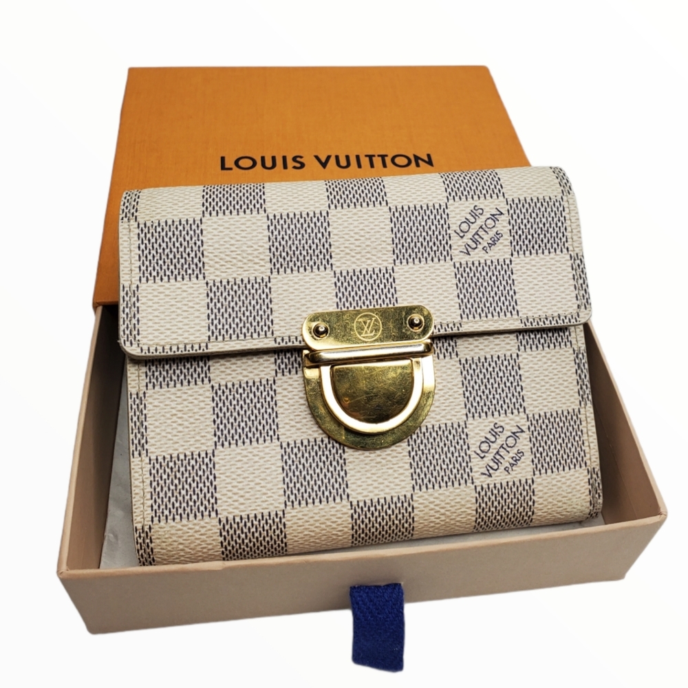 LOUIS VUITTON KOALA WALLET AZUR